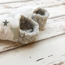 Load image into Gallery viewer, Gray Baby Slippers