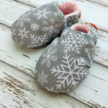 Load image into Gallery viewer, Christmas Baby Slippers