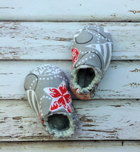 Load image into Gallery viewer, Christmas Baby Slippers